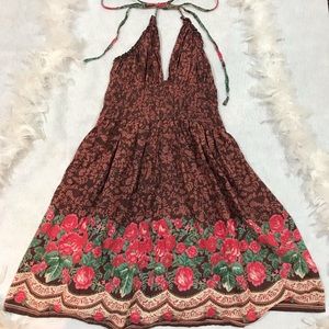 Plunging Neckline Earth-tone Floral Dress